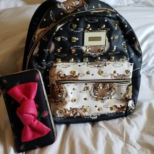 Betsey Johnson tiger backpack purse with wristlet